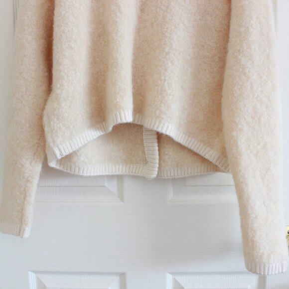 H&M Wool Blend Bouclé Cardigan in Cream - Picture 10 of 11